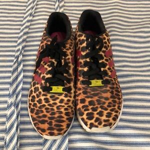 Leopard adidas